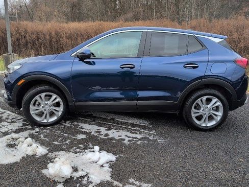 Certified 2022 Buick Encore GX Preferred w/ Cold Weather Comfort Package image 3