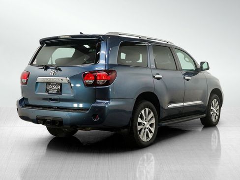 Used 2018 Toyota Sequoia Limited AWD/4WD image 6