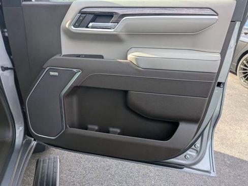 New 2026 Chevrolet Silverado 1500 LTZ w/ LTZ Premium Package image 38