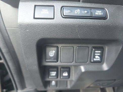 Used 2024 Nissan Frontier SV w/ SV Convenience Package AWD/4WD image 14