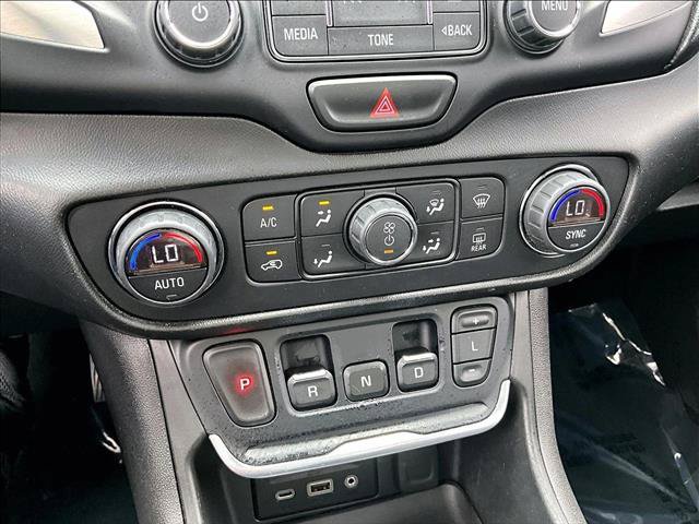 Used 2018 GMC Terrain SLT w/ Preferred Package FWD image 24
