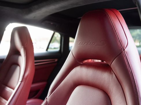 Certified 2022 Porsche Panamera Turbo S AWD/4WD image 23