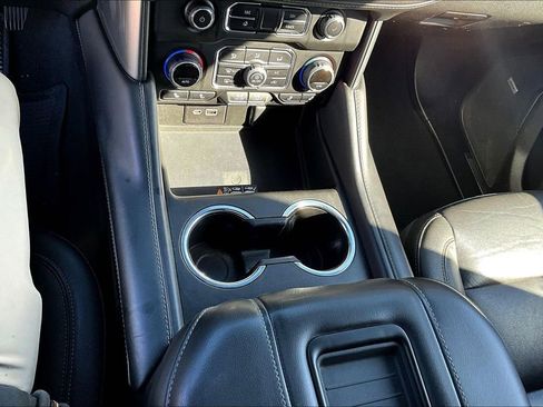 Used 2023 Chevrolet Tahoe LT image 11