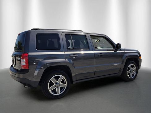 Used 2016 Jeep Patriot Sport w/ Power Value Group FWD image 7