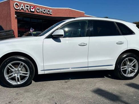 Used 2017 Audi Q5 2.0T Premium AWD/4WD image 2