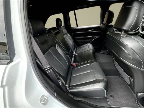 New 2025 Jeep Grand Cherokee Overland w/ Trailer Tow Package image 9