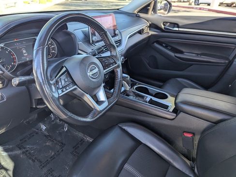 Certified 2023 Nissan Altima 2.5 SR image 18