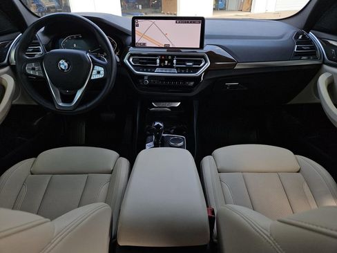 Used 2023 BMW X3 sDrive30i w/ Premium Package image 11