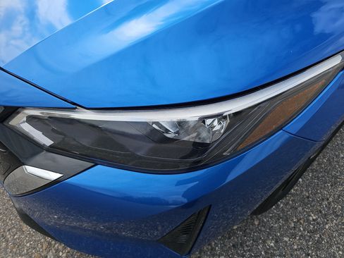 Used 2024 Nissan Sentra SV image 9