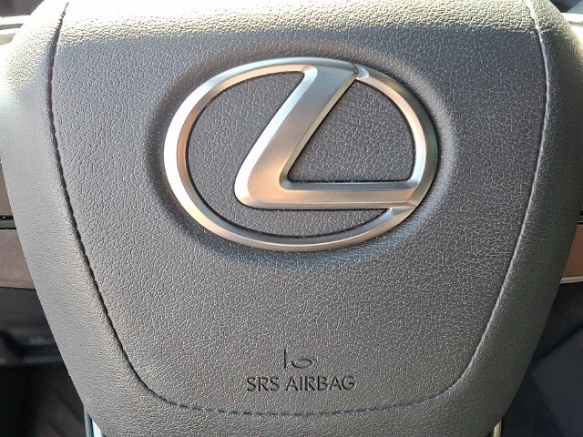 Used 2024 Lexus GX 550 w/ Accessory Package (Z1) AWD/4WD image 30