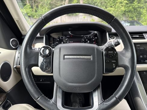 Used 2018 Land Rover Range Rover Sport HSE AWD/4WD image 14