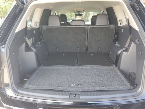 Certified 2026 Volkswagen Atlas SE w/ Black Wheel Package AWD/4WD image 14