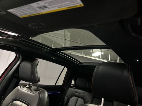 Used 2024 Jeep Wagoneer Launch Edition image 23