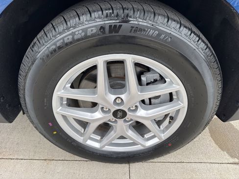 Certified 2024 Ford Edge SEL image 21