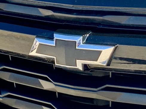 Used 2025 Chevrolet Colorado Z71 AWD/4WD image 14