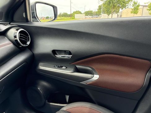 Used 2022 Nissan Kicks SR FWD image 49