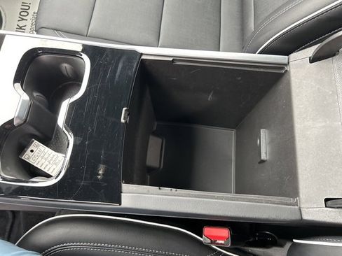 Used 2025 Buick Enclave Preferred image 21