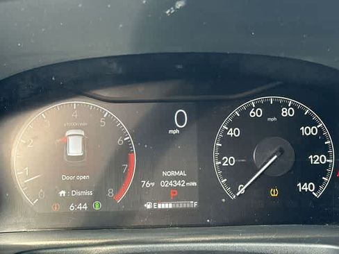 Used 2024 Honda Pilot TrailSport image 7
