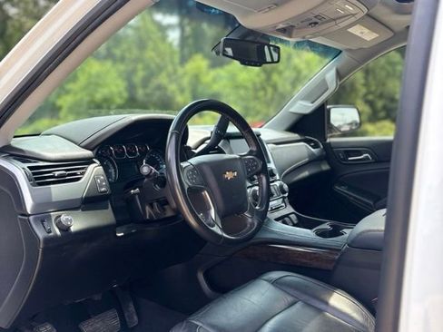 Used 2019 Chevrolet Tahoe LT RWD image 25