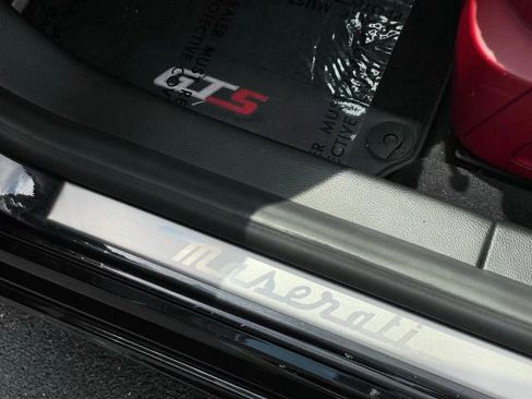 Used 2017 Maserati Quattroporte GTS GranSport image 24