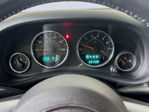 Used 2015 Jeep Wrangler Unlimited Sport image 9