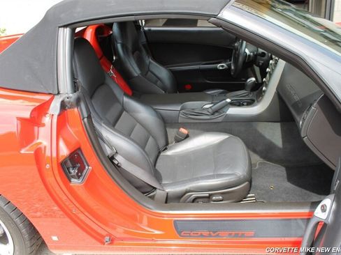Used 2007 Chevrolet Corvette Convertible w/ Preferred Equipment Group RWD image 33