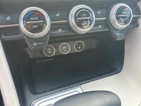 Used 2022 Genesis G70 3.3T w/ Sport Prestige Package image 23