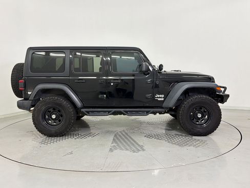 Used 2018 Jeep Wrangler Unlimited Sport S AWD/4WD image 8