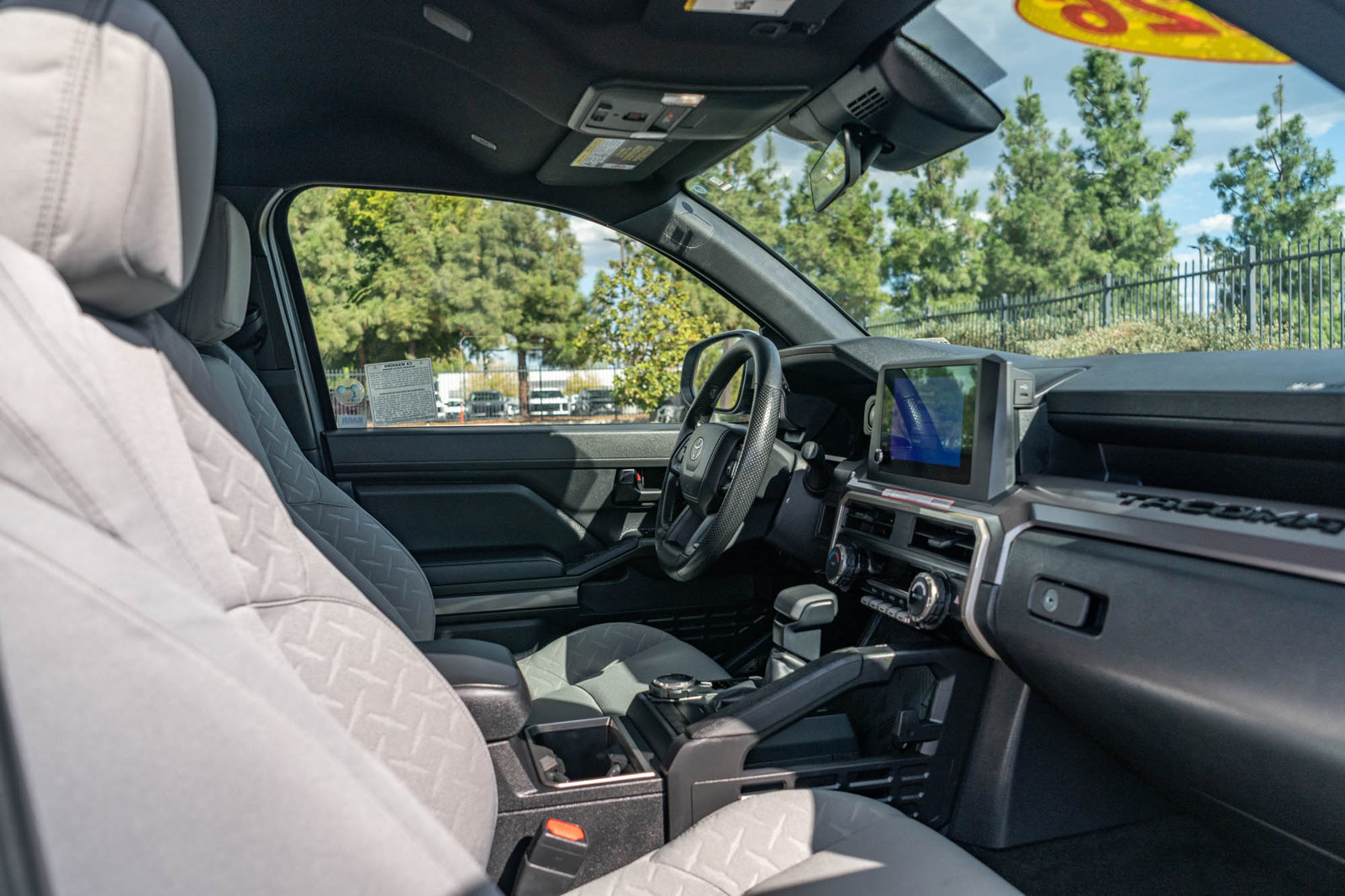 Certified 2026 Toyota Tacoma SR5 AWD/4WD image 21