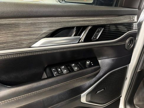 Used 2022 Jeep Wagoneer Series II image 17