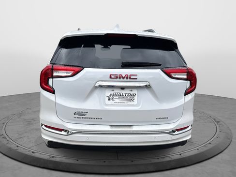 Certified 2024 GMC Terrain Denali image 7