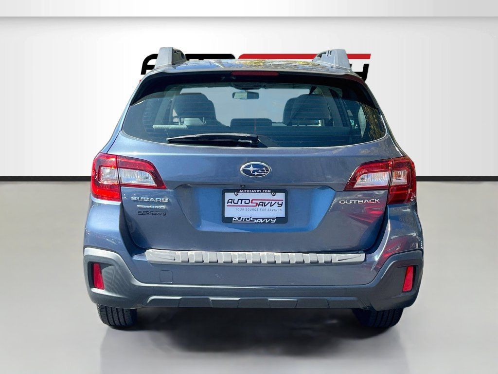 Used 2018 Subaru Outback 2.5i AWD/4WD image 6