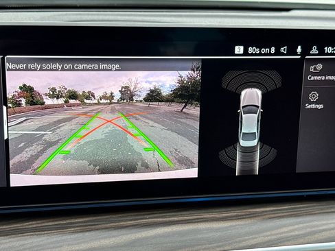 Certified 2023 BMW 530e w/ Premium Package image 25