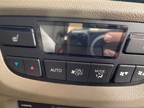 Used 2021 Honda Pilot Touring image 46