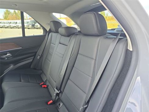 Used 2026 Mercedes-Benz GLE 350 4MATIC image 16
