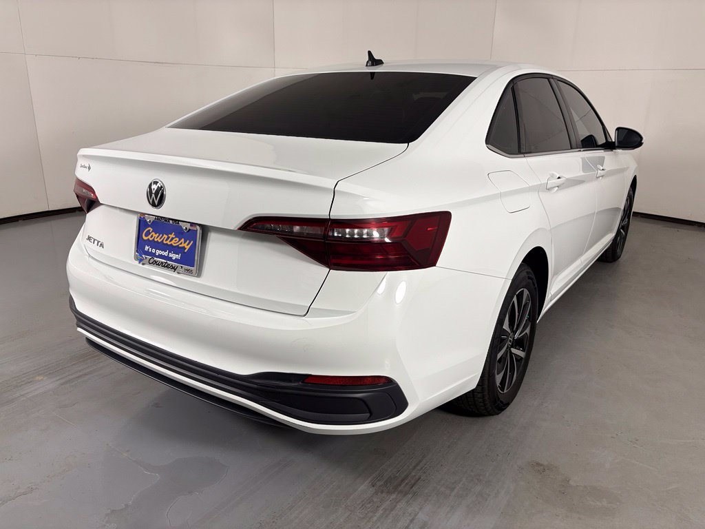 Used 2022 Volkswagen Jetta S FWD image 8
