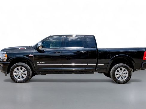 Used 2023 RAM 2500 Limited image 9