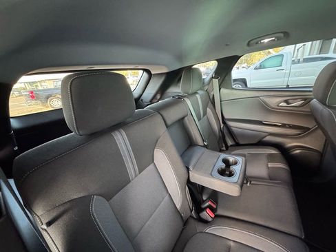 Used 2024 Chevrolet Blazer LT w/ Convenience Package image 25