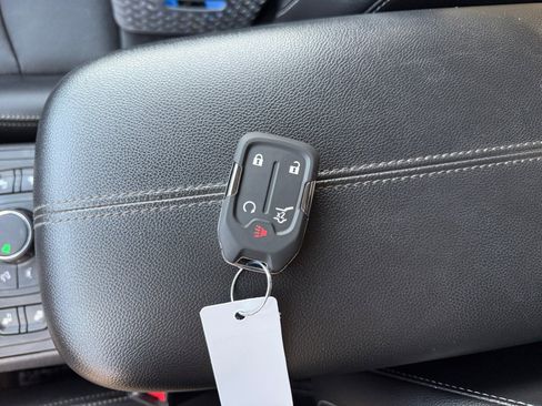 Used 2022 GMC Terrain SLT image 34