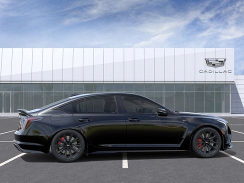 New 2026 Cadillac CT5 V Blackwing w/ Carbon Fiber 2 Package RWD image 5