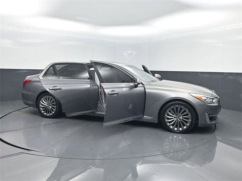 Used 2018 Genesis G90 3.3T Premium image 40