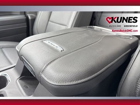 Used 2026 GMC Sierra 3500 Denali w/ Denali Reserve Package AWD/4WD image 27