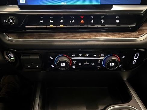 Used 2024 Chevrolet Silverado 1500 RST w/ Convenience Package II AWD/4WD image 29