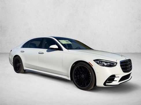 New 2026 Mercedes-Benz S 580 4MATIC Sedan image 3
