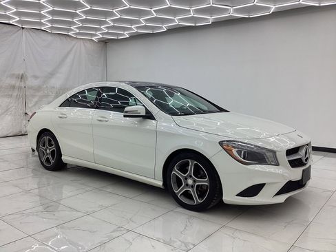 Used 2014 Mercedes-Benz CLA 250 4MATIC image 7