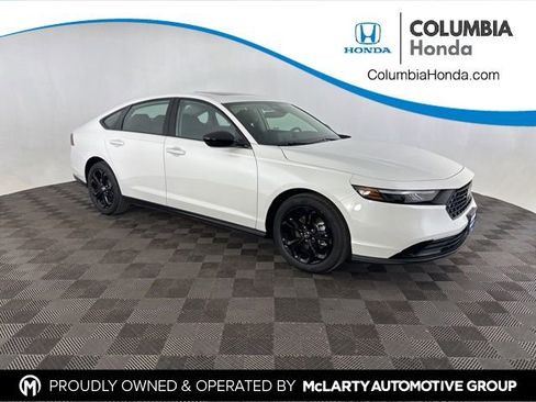 Certified 2025 Honda Accord SE image 1