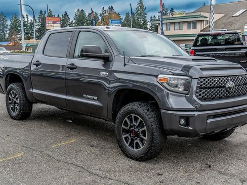Used 2018 Toyota Tundra SR5 image 6
