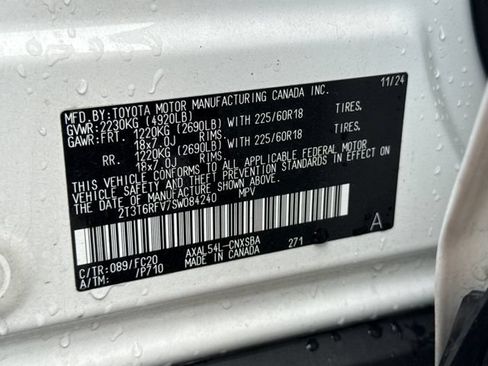 Used 2025 Toyota RAV4 SE w/ Convenience Package AWD/4WD image 23