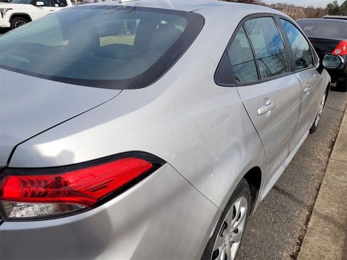 Used 2023 Toyota Corolla LE image 8