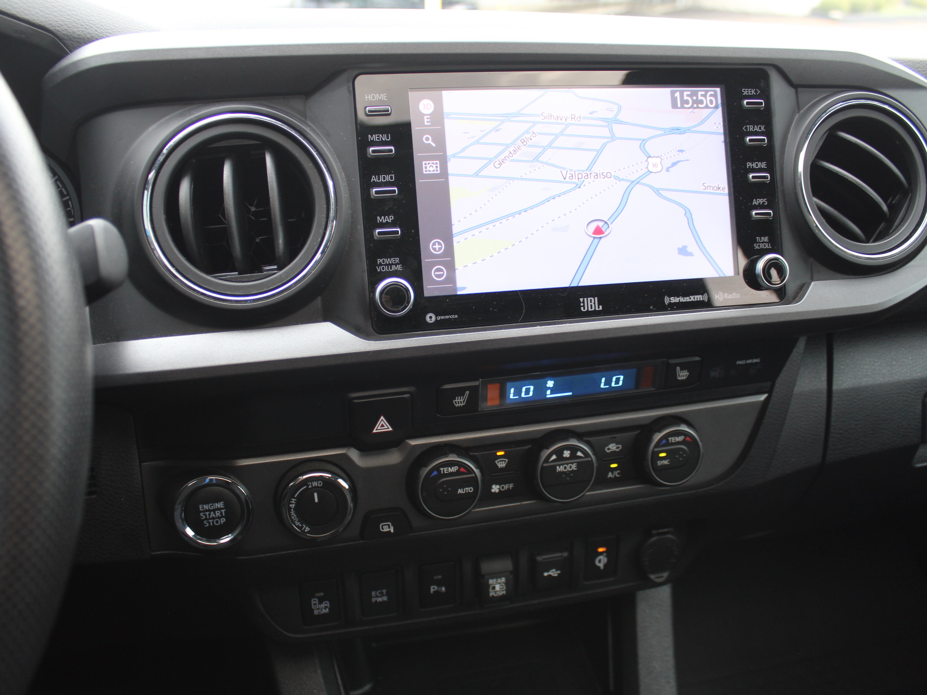 Used 2023 Toyota Tacoma TRD Off-Road w/ TRD Premium Off Road Package AWD/4WD image 18